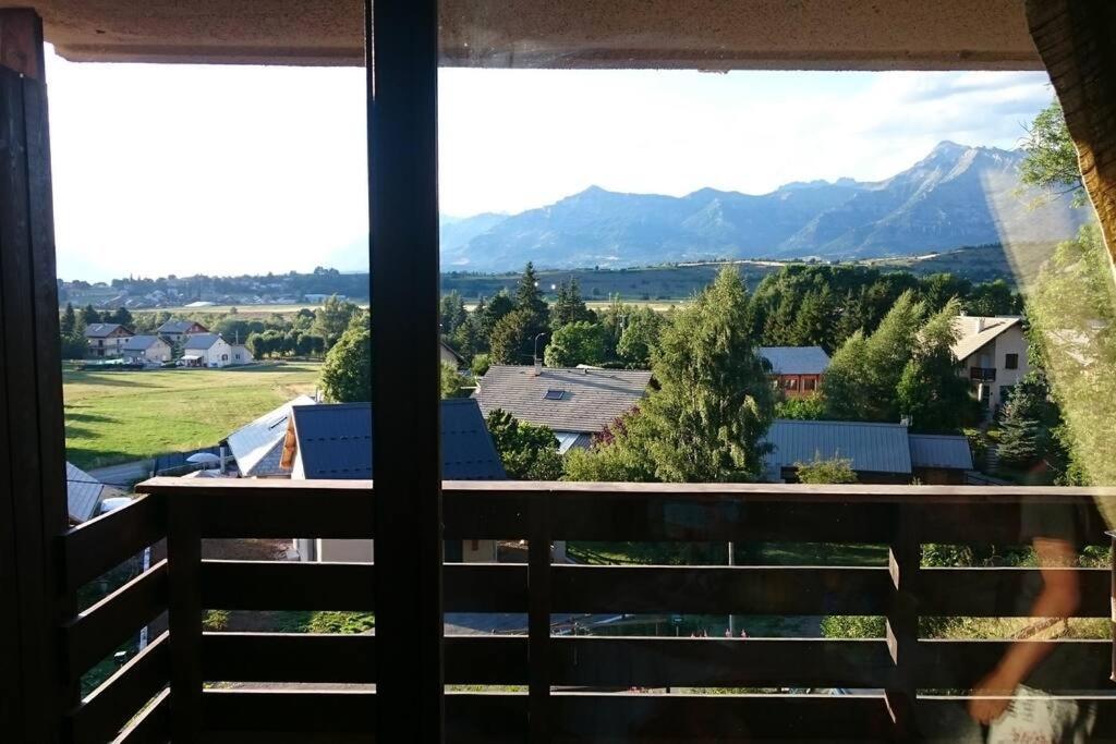 Belle Vue Au Chateau D'Ancelle Exteriör bild